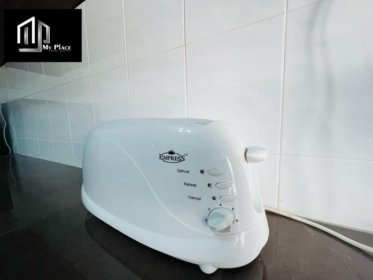 2 Storey 5Br 16Pax Semabok Taman Cheng Ho, 3 By Myplace Malacca Exterior photo