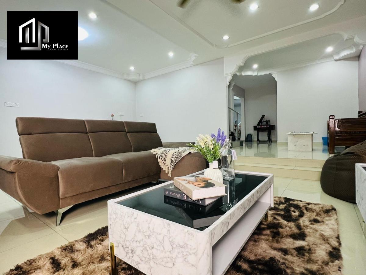 2 Storey 5Br 16Pax Semabok Taman Cheng Ho, 3 By Myplace Malacca Exterior photo